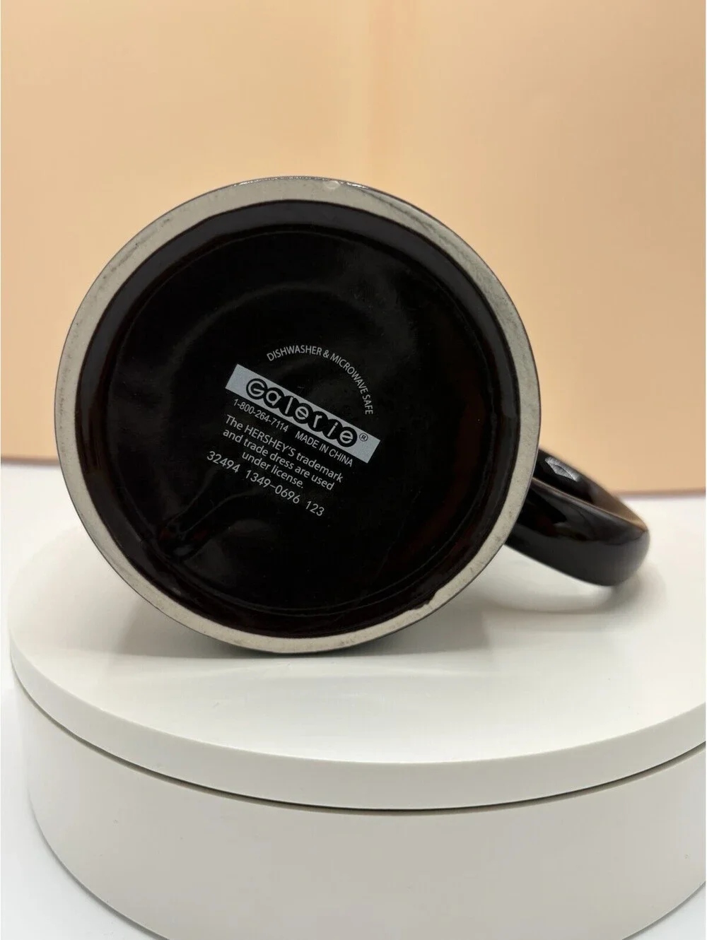 Gallerie Hershey's Black Ceramic Coffee Mug Gray Lettering 14 oz MW/DS Safe
